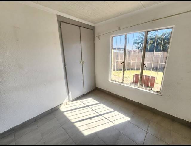 3 BEDROOM HOUSE FOR SALE IN ALBERTSDAL